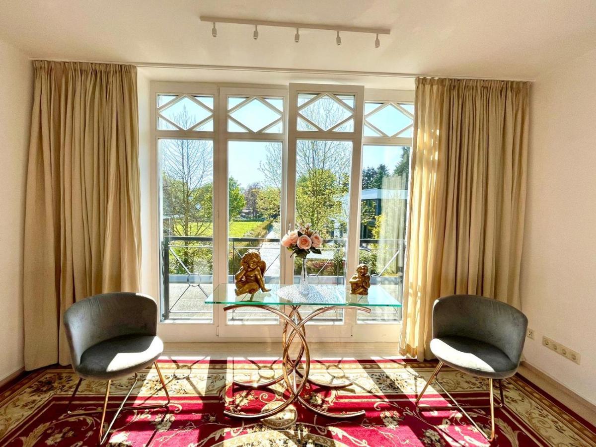 Villa Julian Doppelzimmer Аурих Экстерьер фото